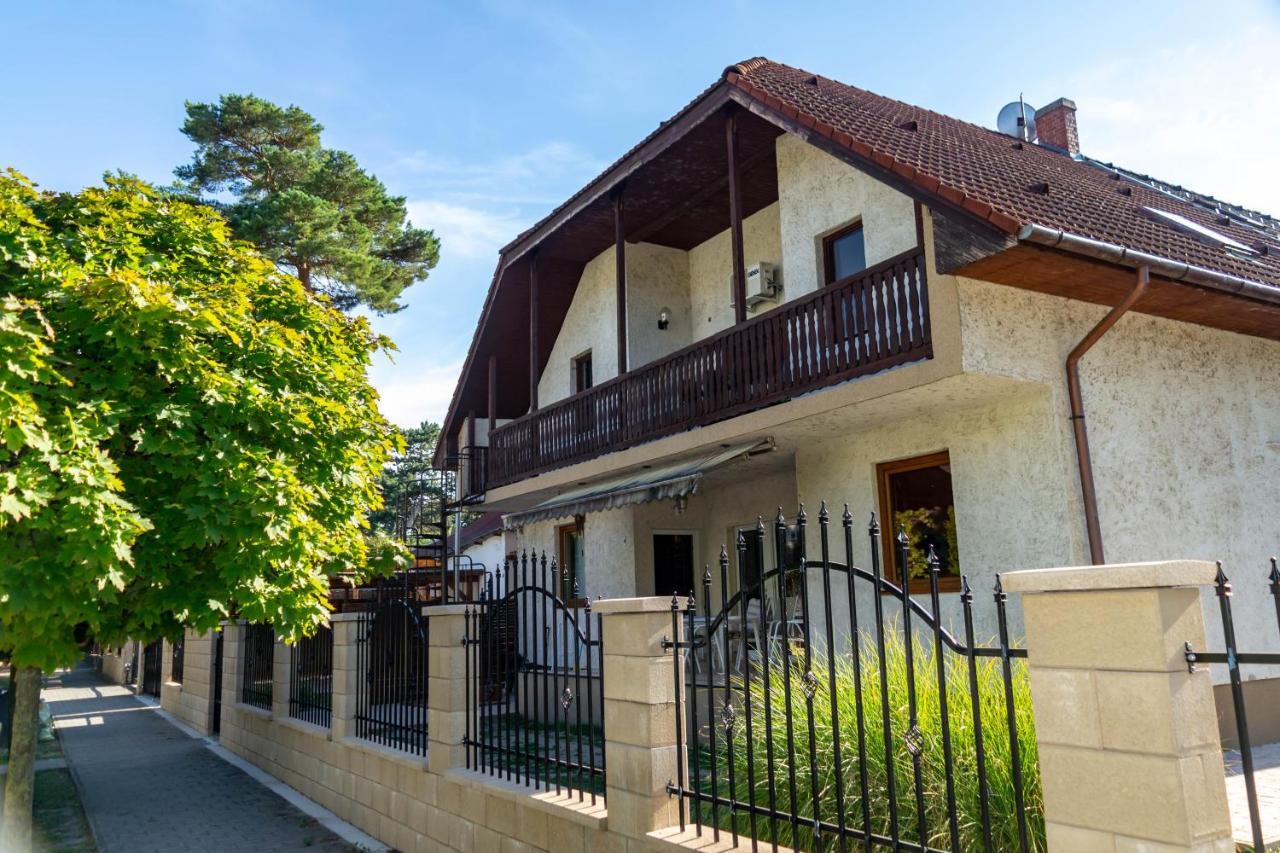 Zsolnay Apartman Siófok Eksteriør bilde